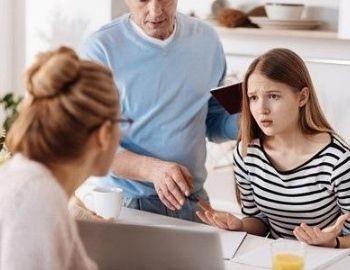 madres estrictas forman hijas exitosas