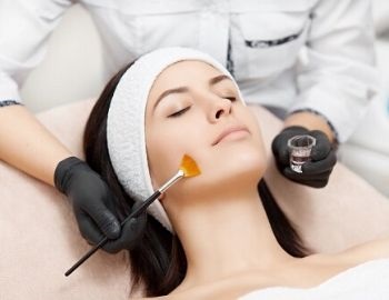 peeling para una piel joven y radiante